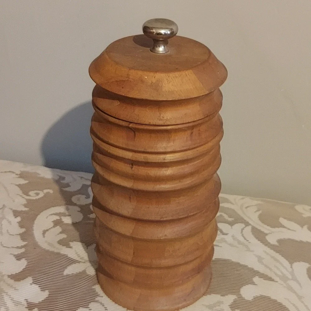 Vintage Ribbed Turned Wood Canister Beehive Storage Jar Silver Knob 11x4.5 Brown